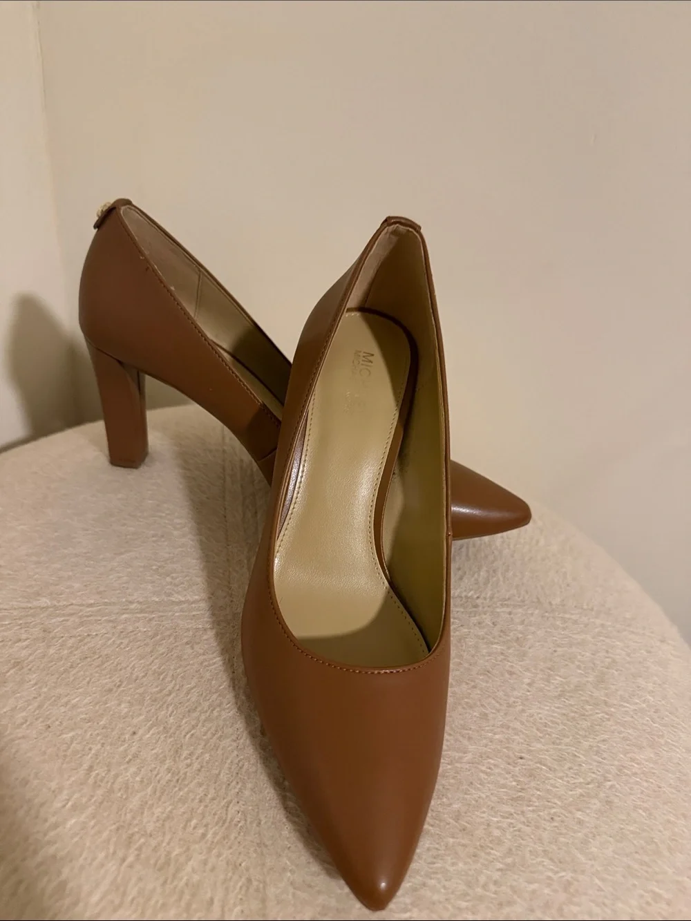 MICHAEL Michael Kors Camel Brown Pointed-Toe Block Heel Pumps excellent pre-owne